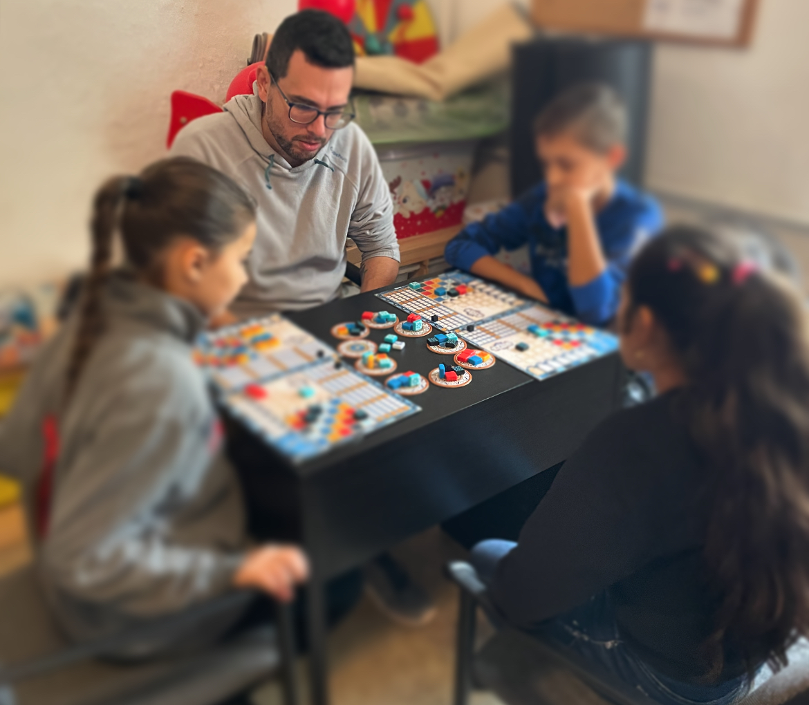 Azul egy nyári táborban